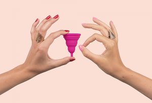 poner copa menstrual